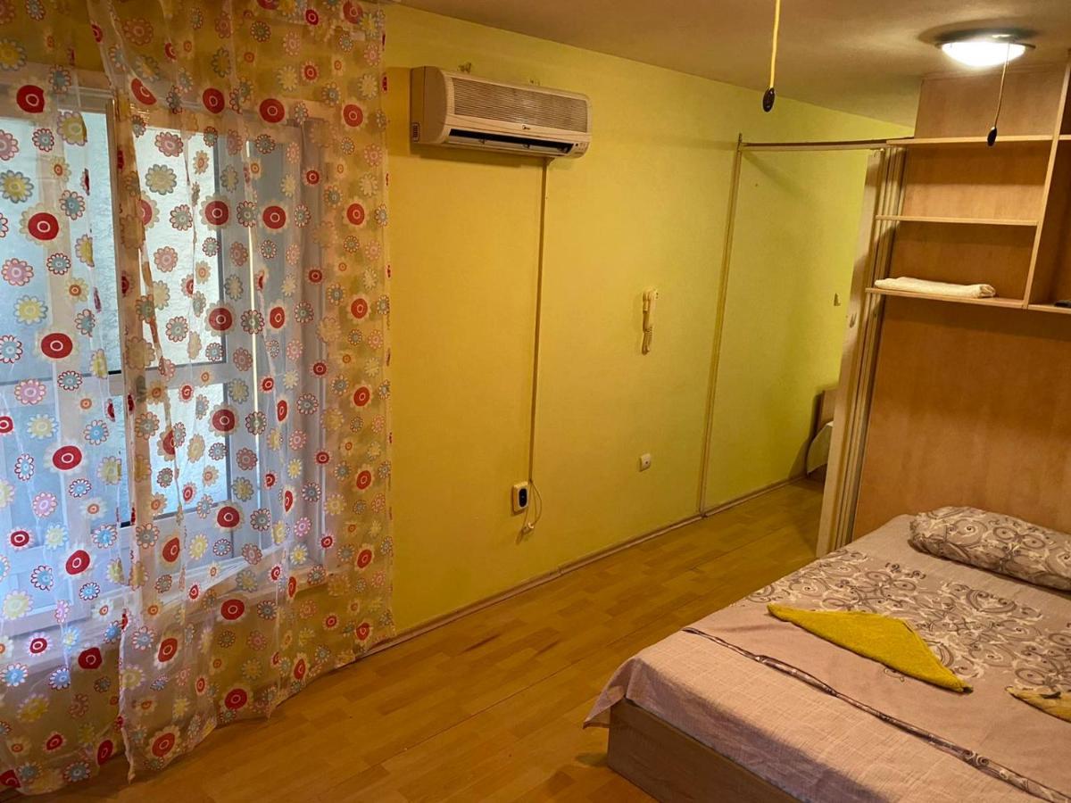 Apartment Karavelov Warna Exterior foto
